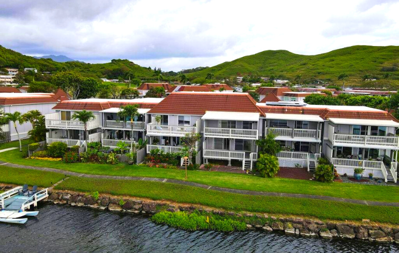 515 Keolu Drive - 1